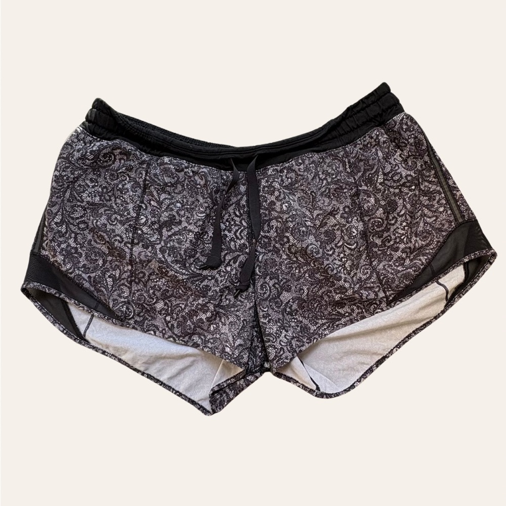 Lululemon Hotty Hot Shorts